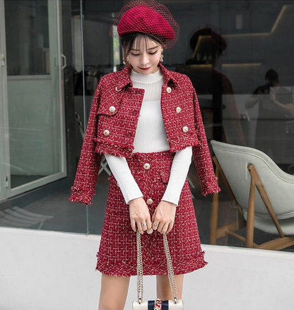 Ensemble veste et jupe courte