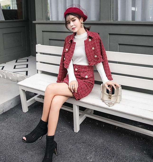 Ensemble veste et jupe courte